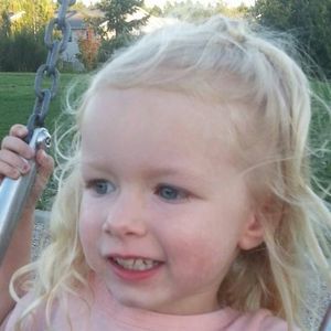 Meet your Posher, Carrie